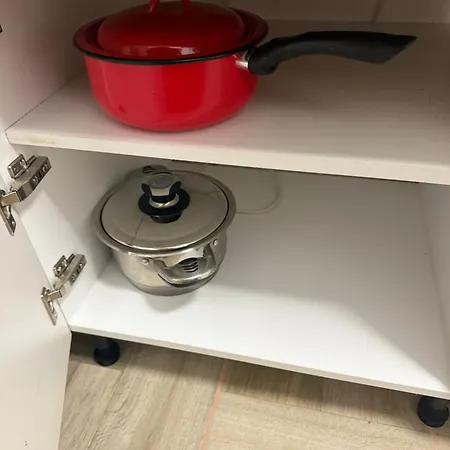 Saturn Apartment *