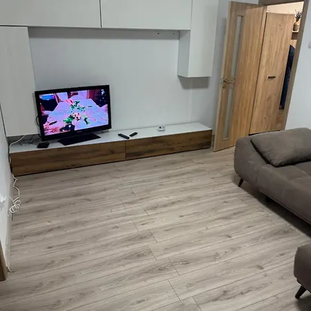 Saturn 公寓 布拉索夫